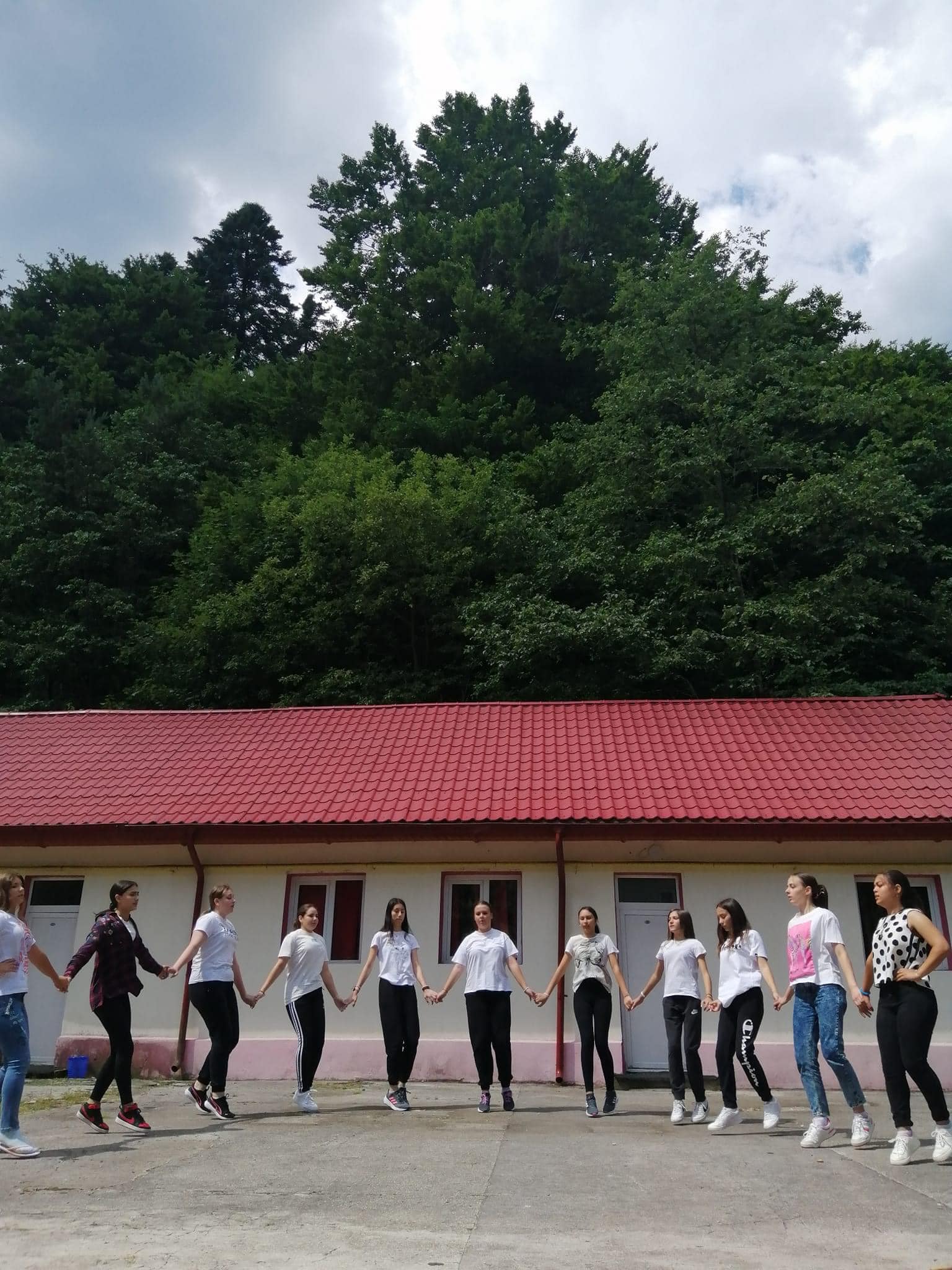 Jocuri de echipă în curte