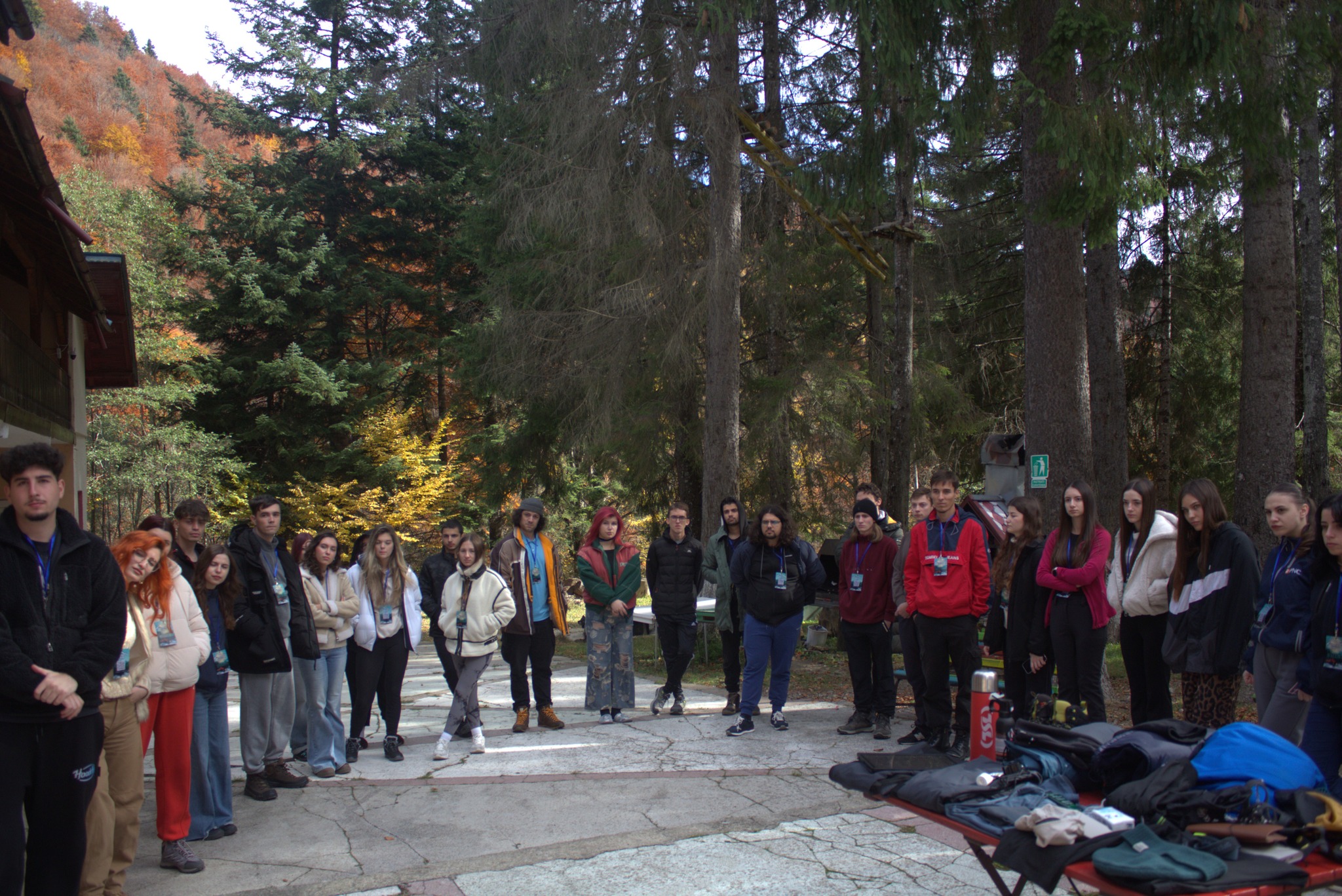 Grup de elevi la Complex Cerbul