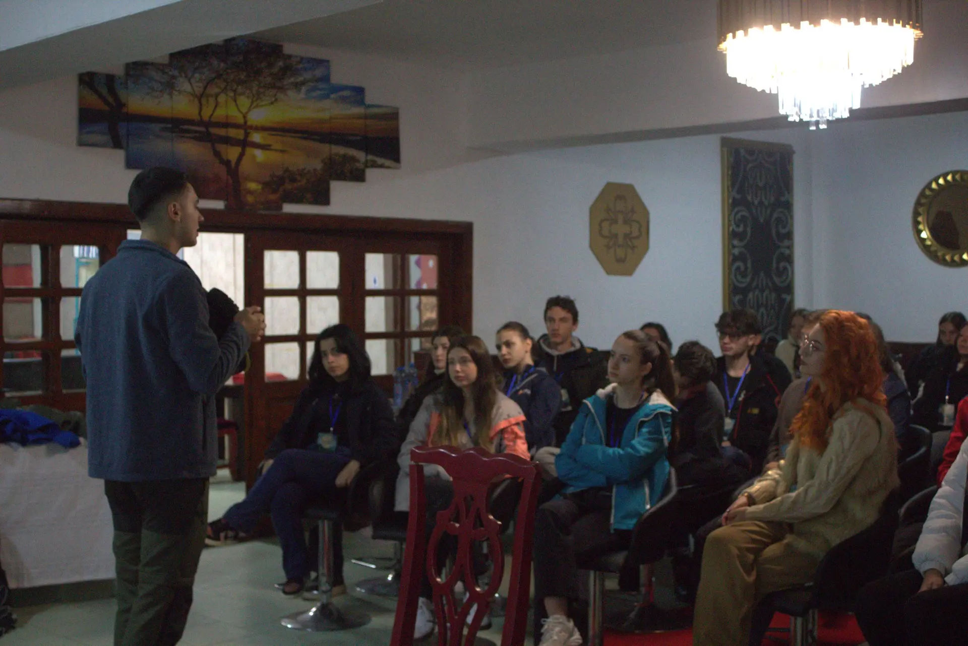 Activitate educativă outdoor cu echipament de intervenție